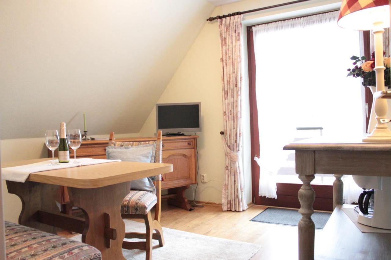 Gästezimmer Neumair Undeloh Exterior foto